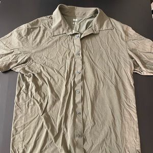 Uniqlo Airism Button down shirt olive green